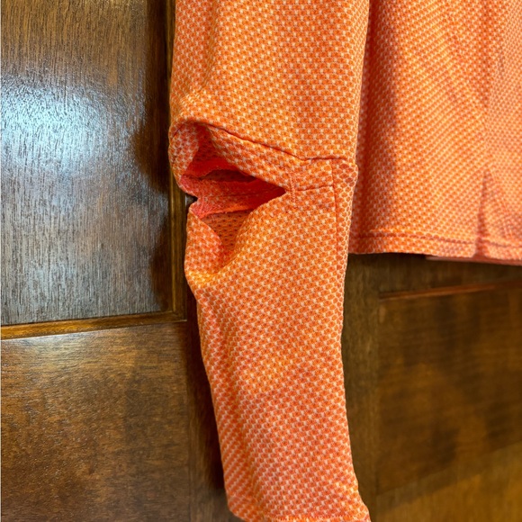 Oiselle flyout long sleeve size 4 - Picture 3 of 3